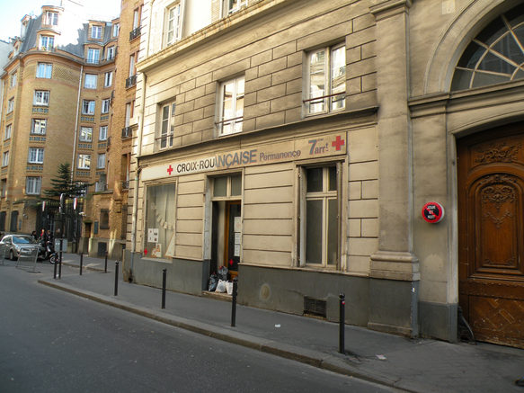  Croix rouge française, rue de Babylone